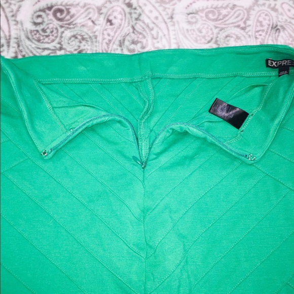 Express Mini Skirt - Picture 5 of 7